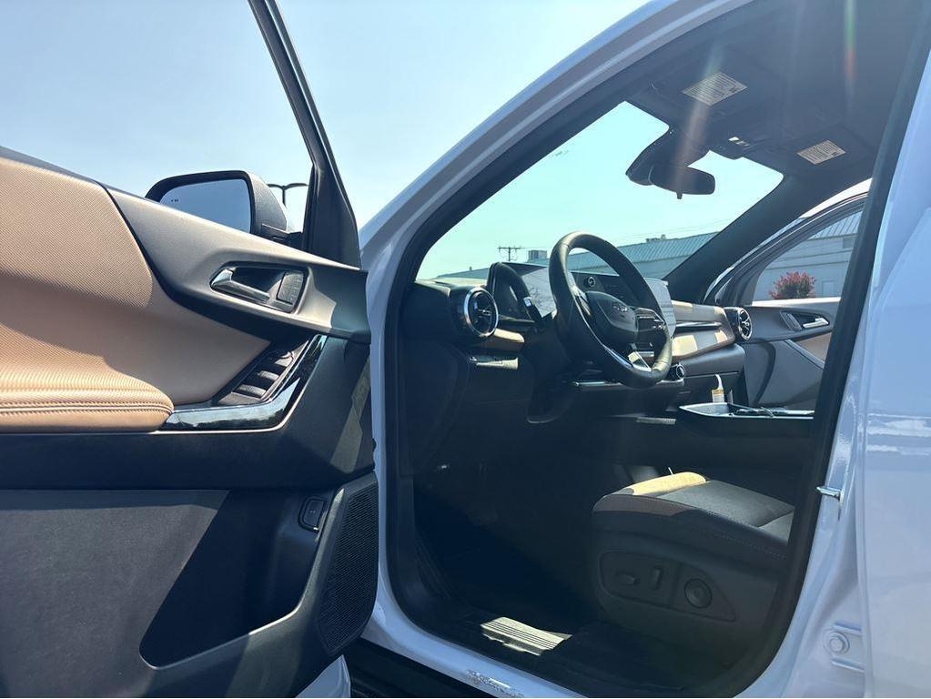 new 2026 Chevrolet Equinox car, priced at $38,340