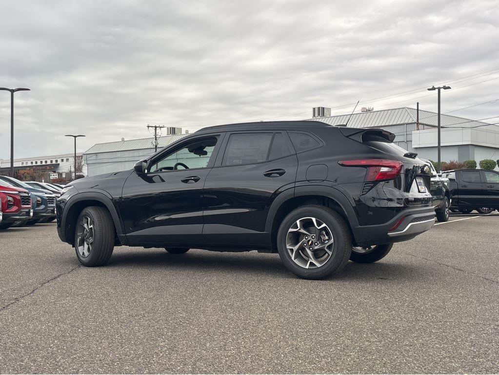new 2026 Chevrolet Trax car, priced at $25,885