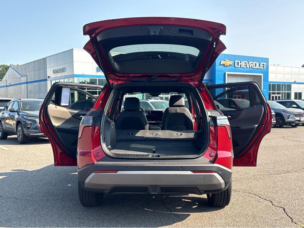 new 2025 Chevrolet Equinox car, priced at $33,795