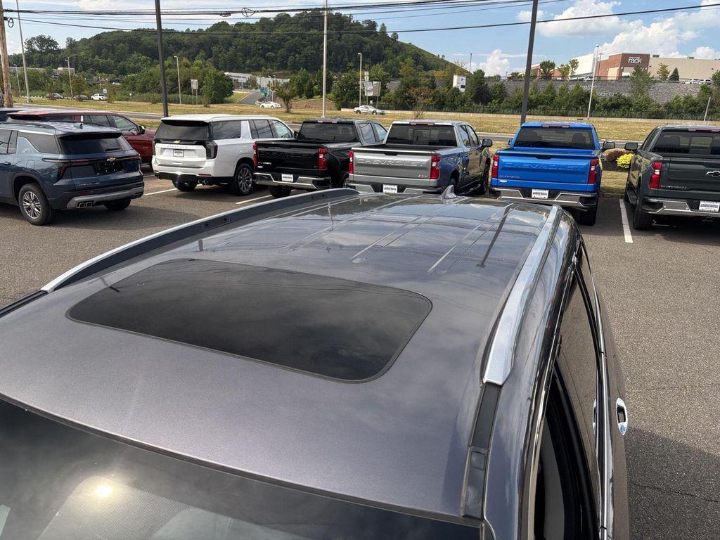 used 2022 Honda Pilot car, priced at $28,995