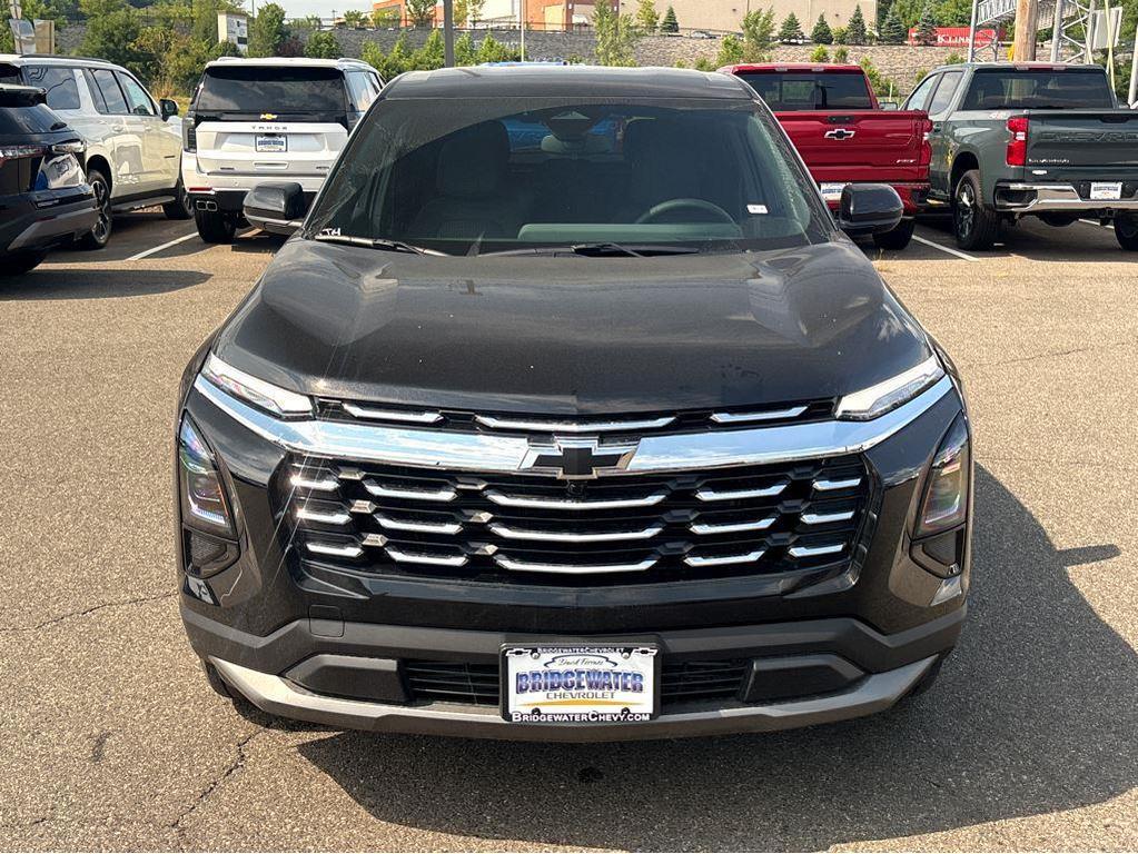 new 2026 Chevrolet Equinox car, priced at $33,070