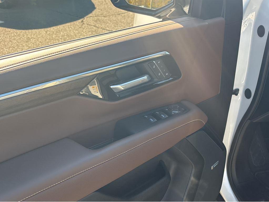 new 2025 Chevrolet Tahoe car, priced at $89,225