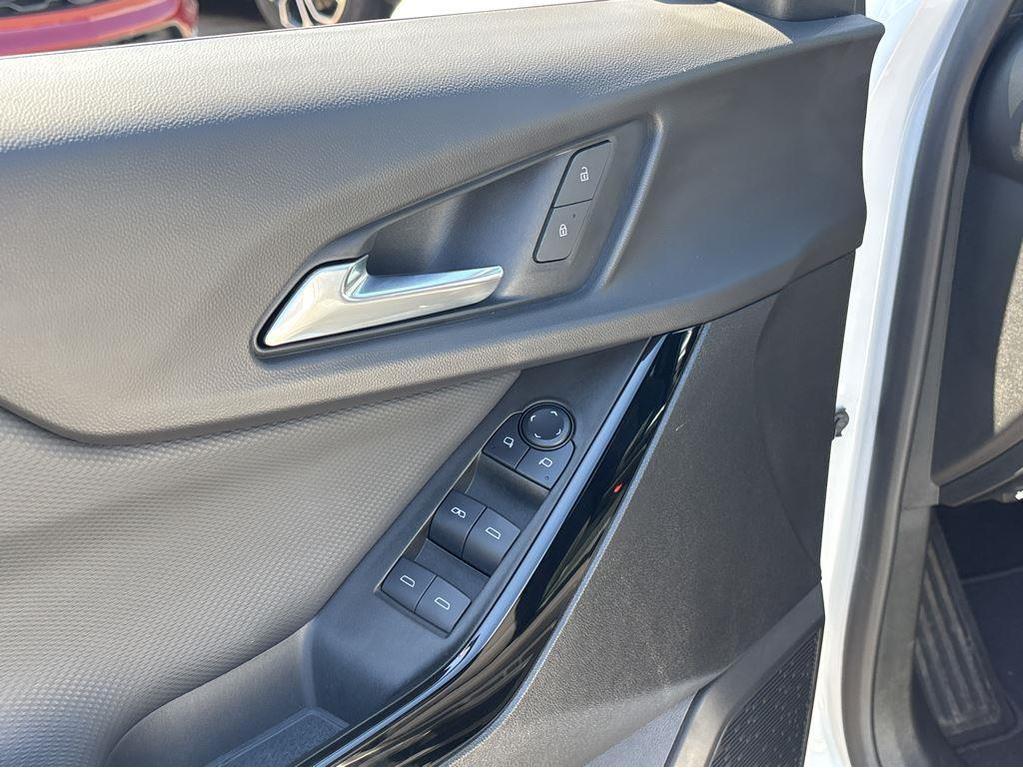 new 2025 Chevrolet Equinox car, priced at $33,575