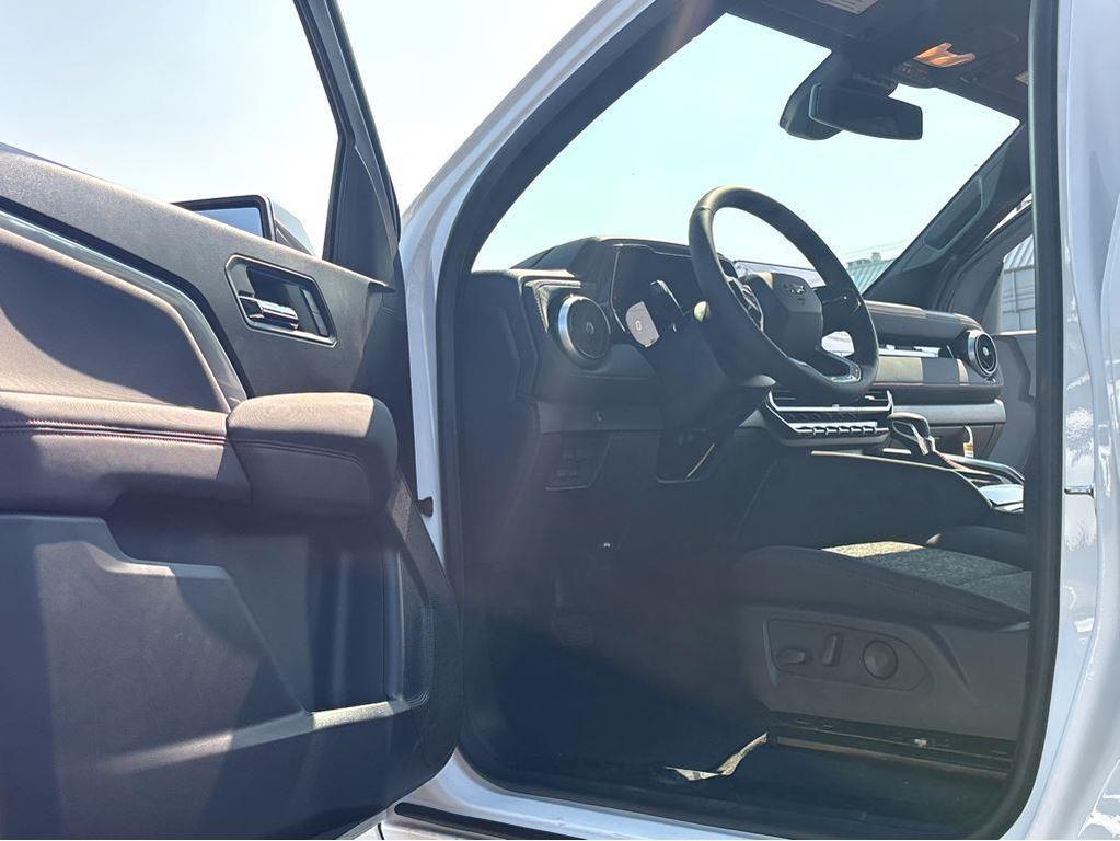 new 2025 Chevrolet Colorado car, priced at $42,790