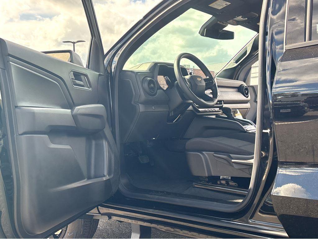 new 2026 Chevrolet Colorado car, priced at $38,285