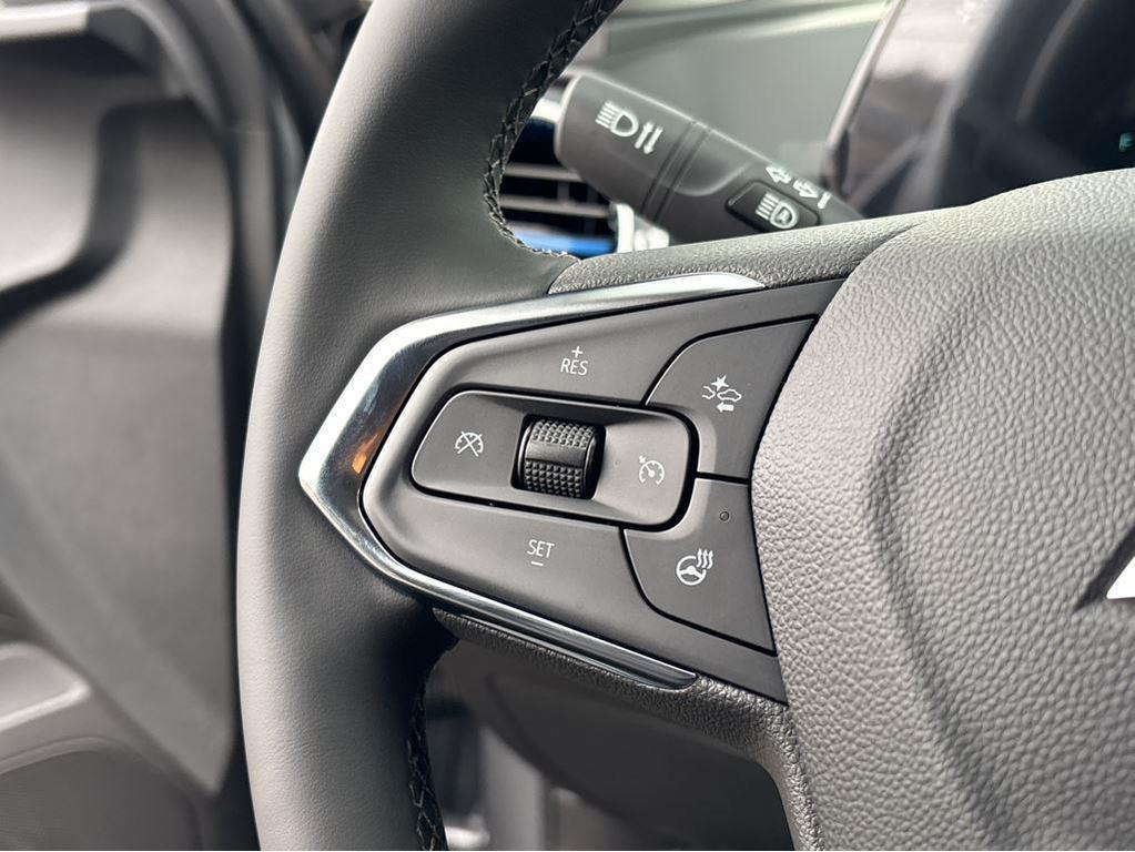 new 2025 Chevrolet Trax car, priced at $25,804