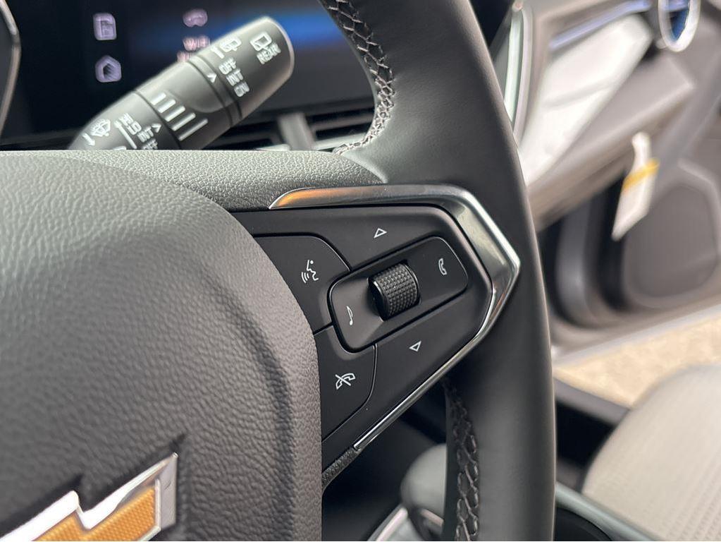 new 2025 Chevrolet Trax car, priced at $25,804