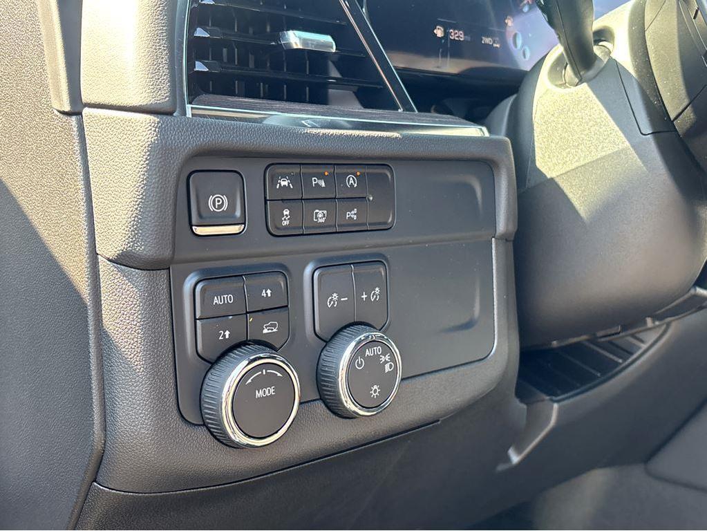 new 2025 Chevrolet Tahoe car, priced at $66,670