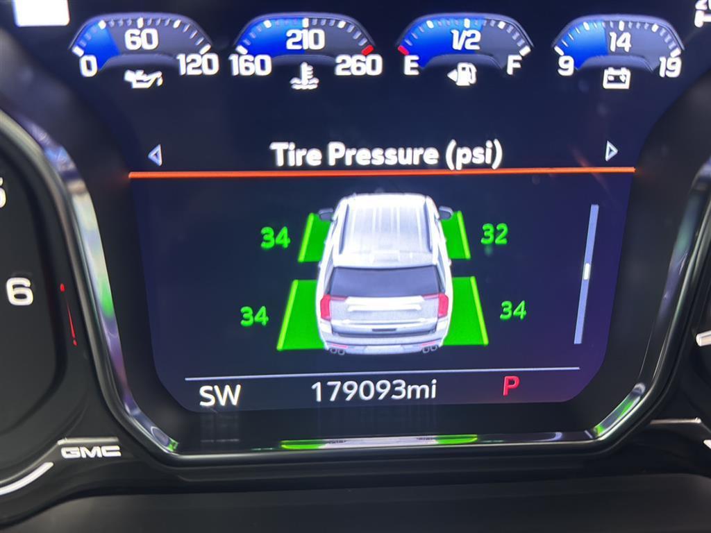 used 2021 GMC Yukon XL car, priced at $33,495