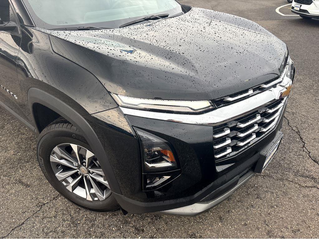 new 2025 Chevrolet Equinox car, priced at $33,080