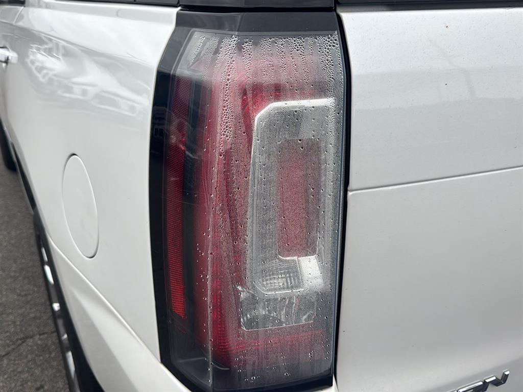 used 2018 GMC Yukon car, priced at $27,276