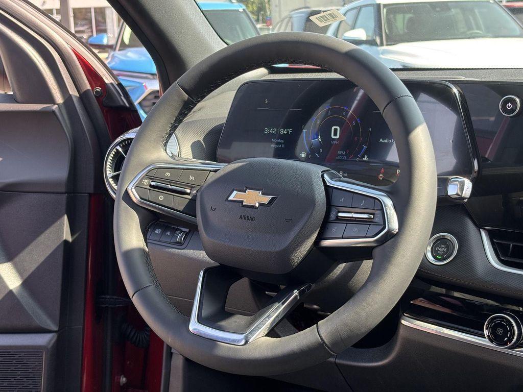 new 2026 Chevrolet Equinox car, priced at $33,310