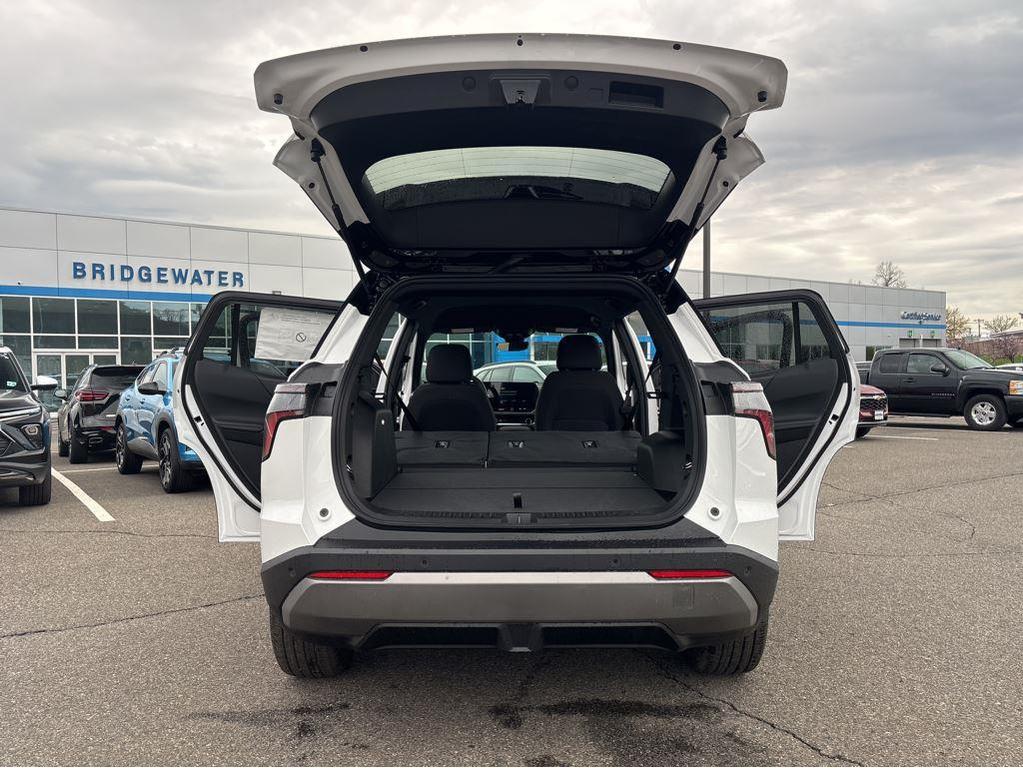 new 2025 Chevrolet Equinox car, priced at $34,620