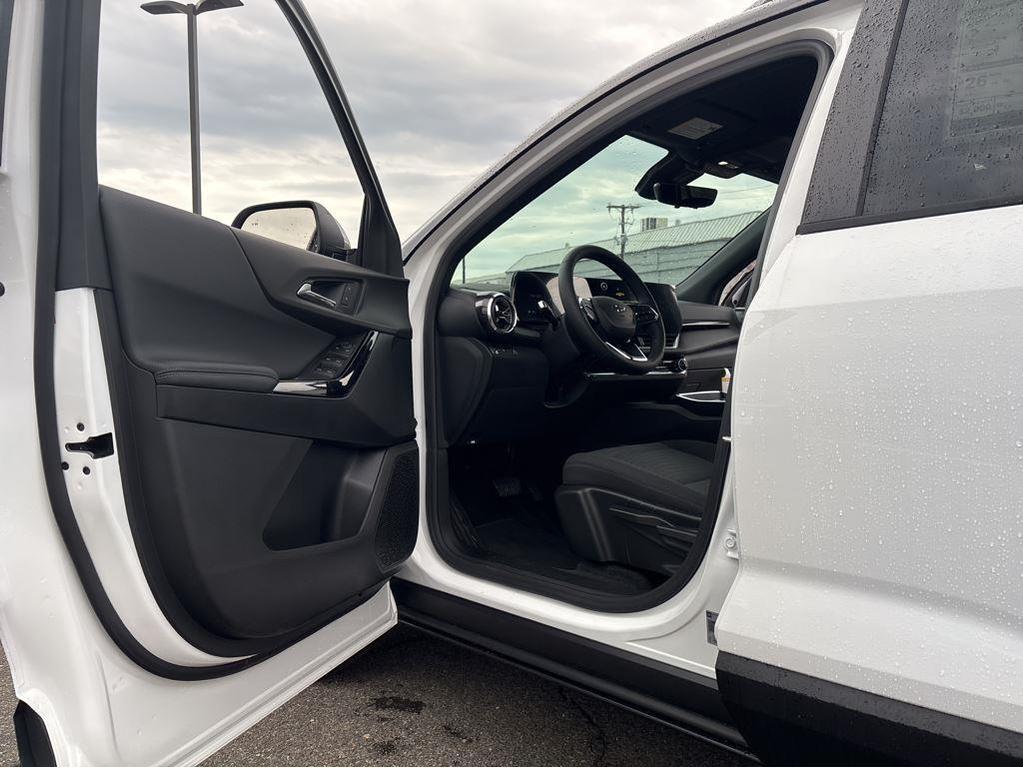 new 2025 Chevrolet Equinox car, priced at $34,620