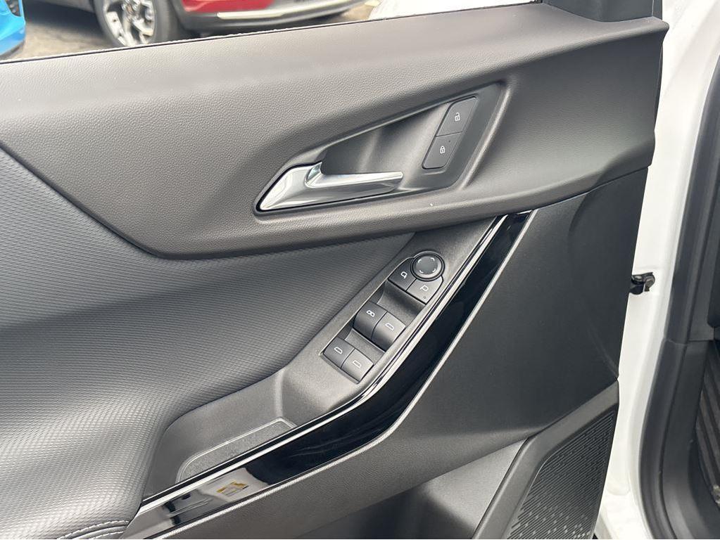 new 2025 Chevrolet Equinox car, priced at $34,620