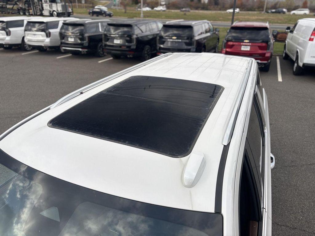 new 2025 Chevrolet Suburban car, priced at $95,625