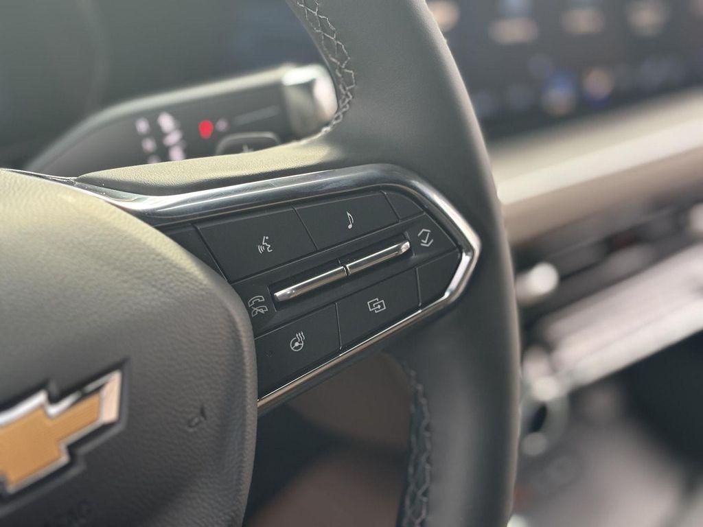 new 2025 Chevrolet Suburban car, priced at $95,625