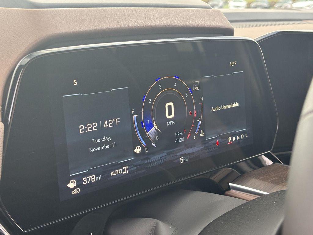 new 2025 Chevrolet Suburban car, priced at $95,625