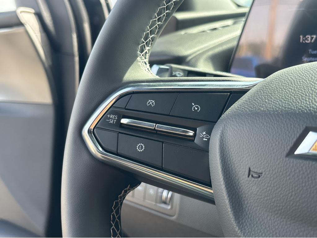 new 2026 Chevrolet Traverse car, priced at $45,124