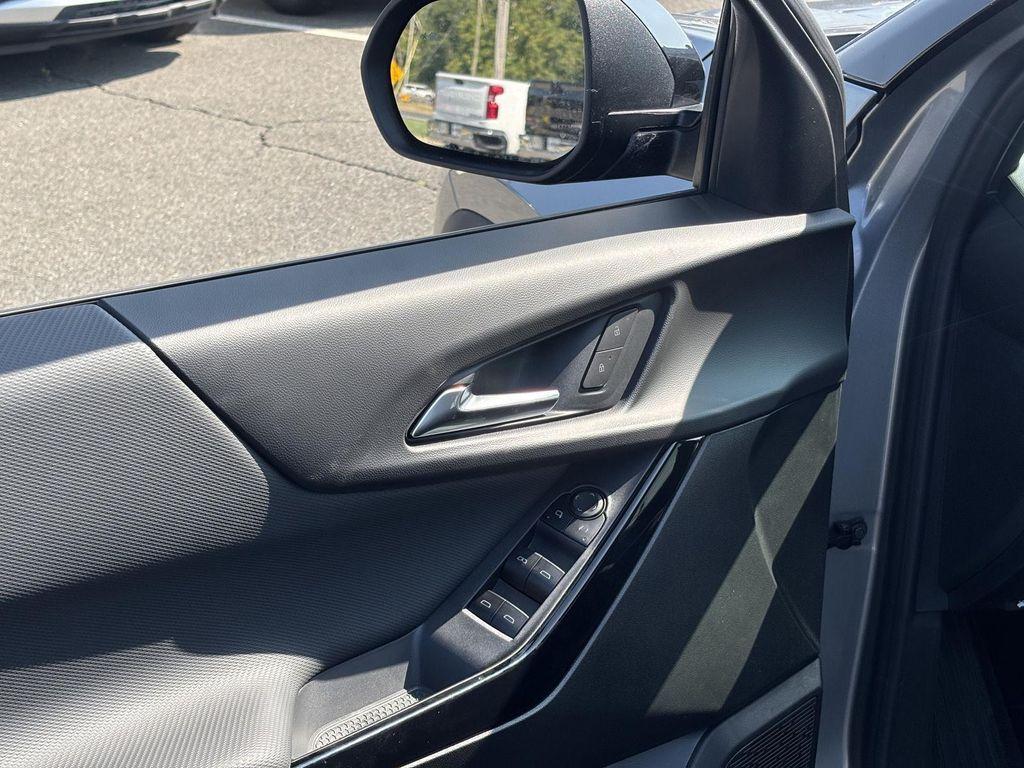 new 2026 Chevrolet Equinox car, priced at $32,815