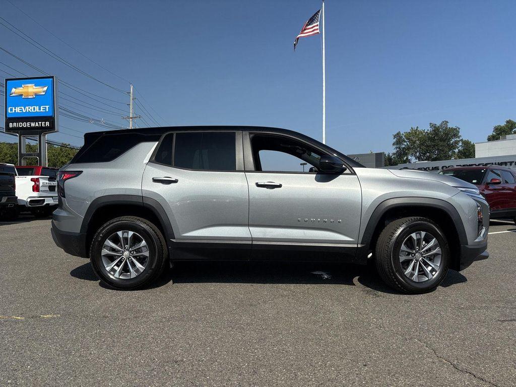 new 2026 Chevrolet Equinox car, priced at $32,815