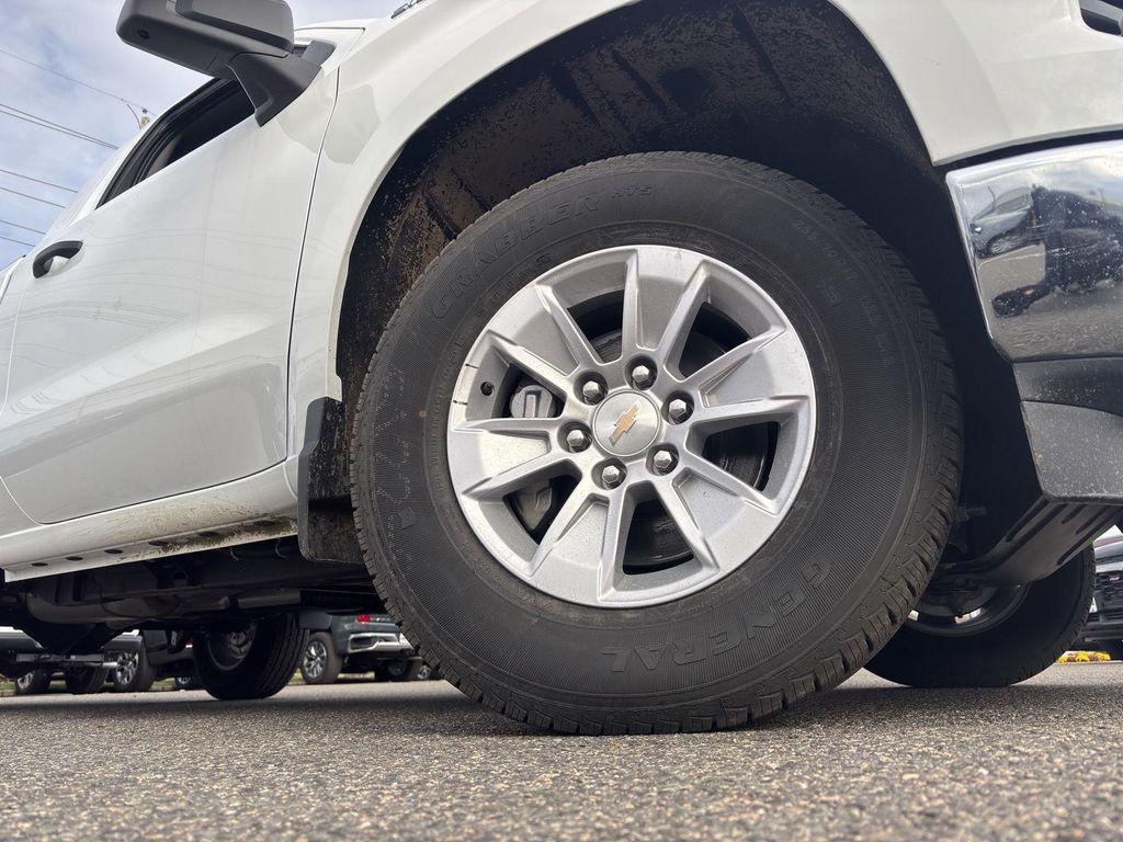 new 2026 Chevrolet Silverado 1500 car, priced at $41,825