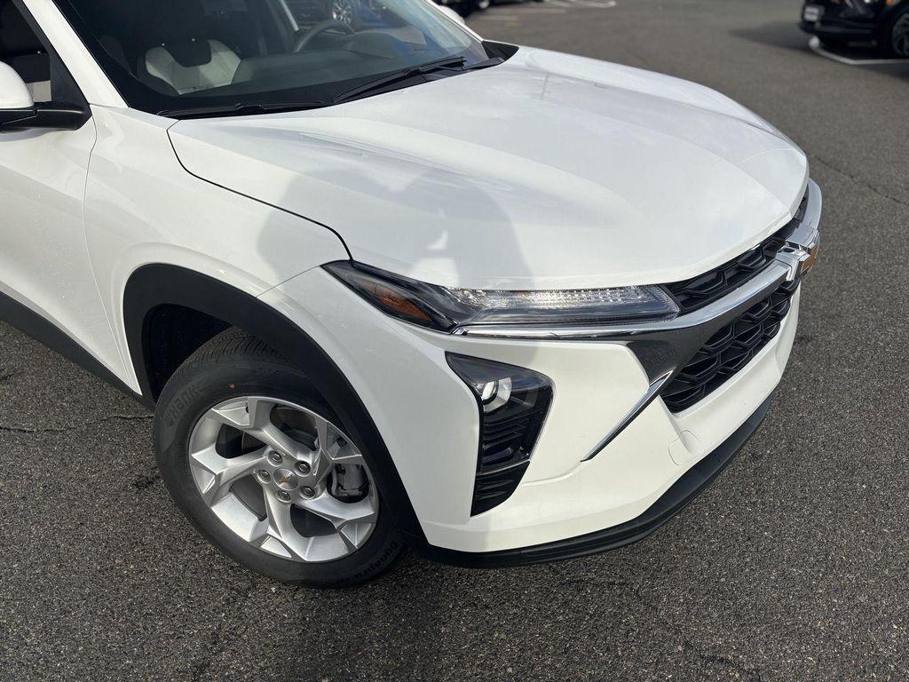 new 2026 Chevrolet Trax car, priced at $24,660