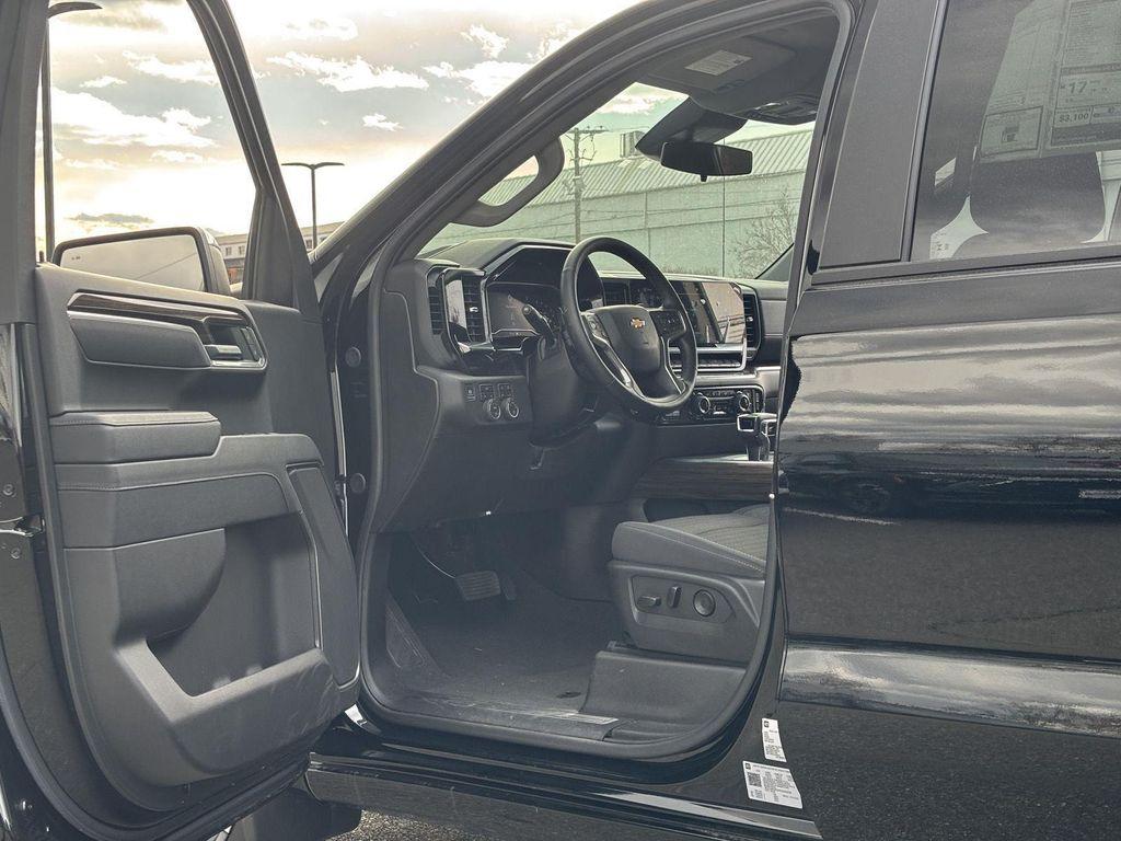 new 2025 Chevrolet Silverado 1500 car, priced at $56,265