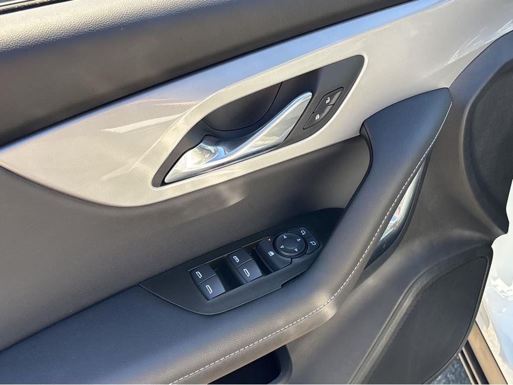 new 2025 Chevrolet Blazer car, priced at $36,610