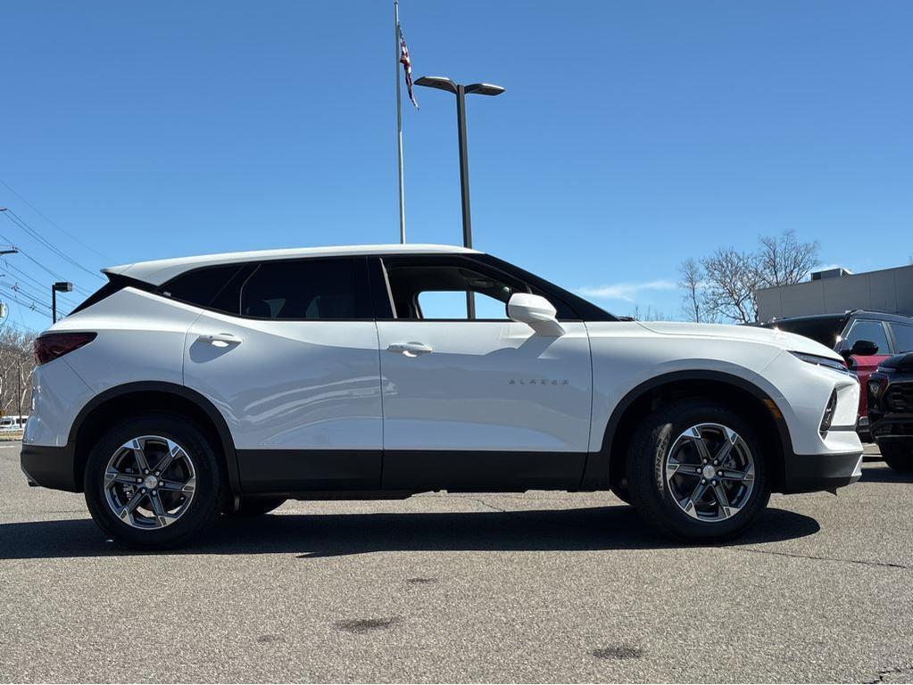 new 2025 Chevrolet Blazer car, priced at $36,610
