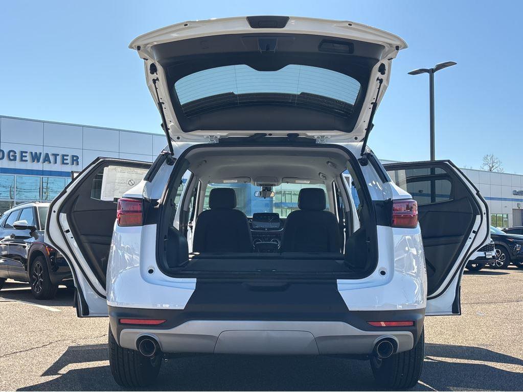 new 2025 Chevrolet Blazer car, priced at $36,610