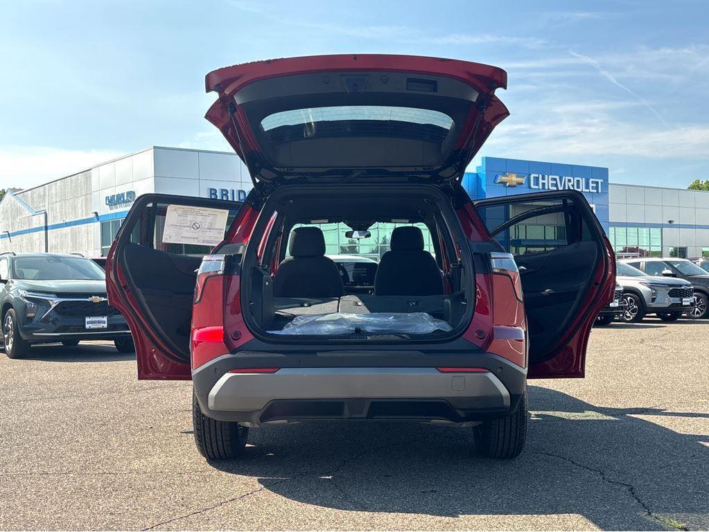 new 2026 Chevrolet Equinox car, priced at $32,644