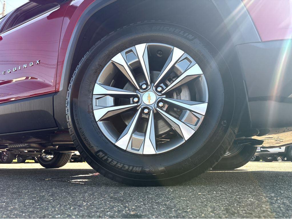 new 2026 Chevrolet Equinox car, priced at $32,644