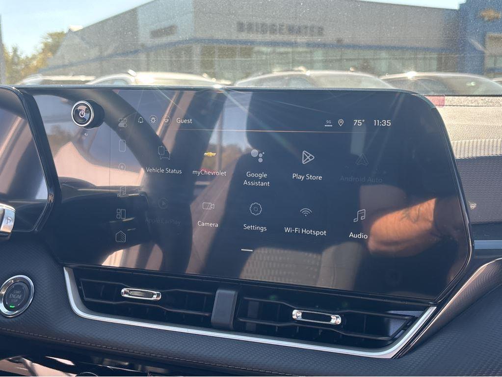 new 2026 Chevrolet Equinox car, priced at $32,649