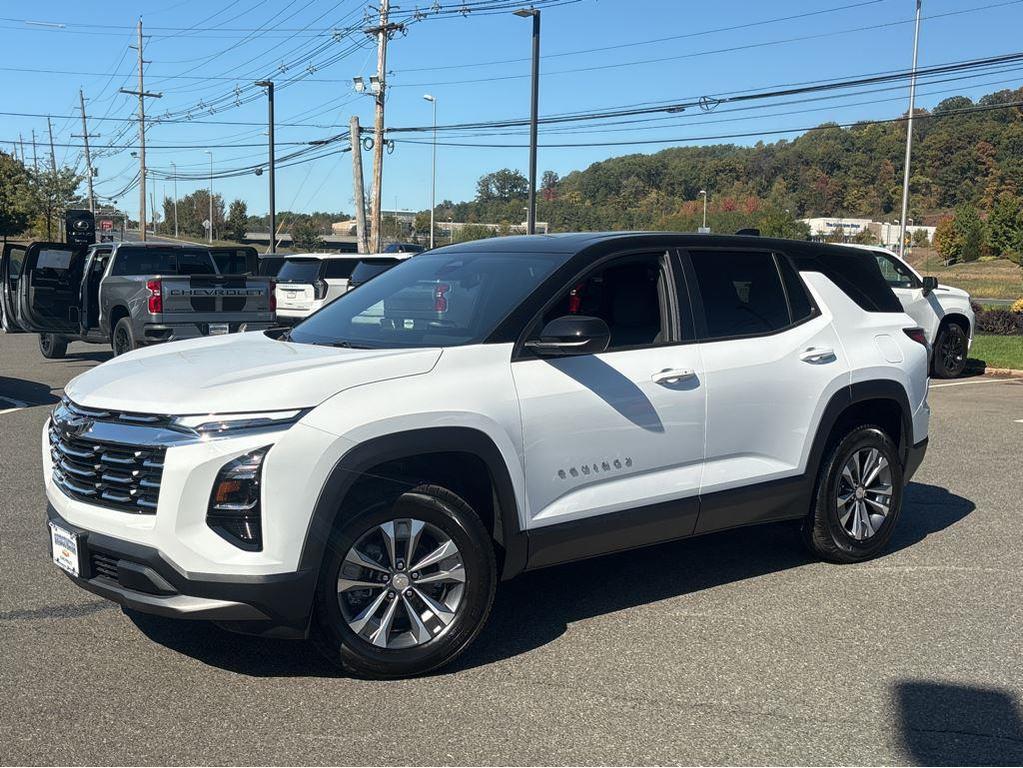 new 2026 Chevrolet Equinox car, priced at $32,649