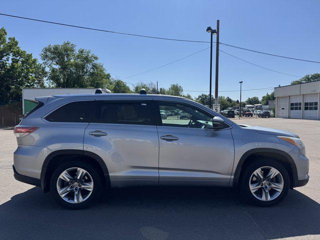 used 2015 Toyota Highlander car, priced at $15,392