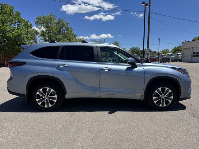 used 2024 Toyota Highlander Hybrid car, priced at $51,991