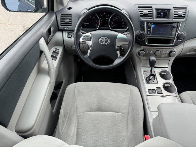 used 2013 Toyota Highlander car, priced at $15,491