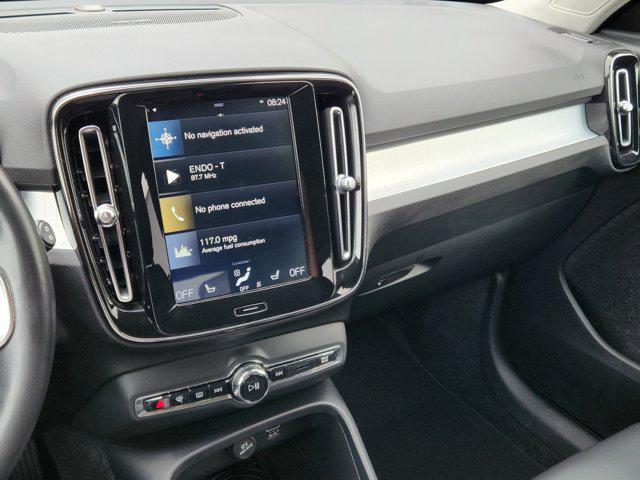 used 2019 Volvo XC40 car, priced at $23,101