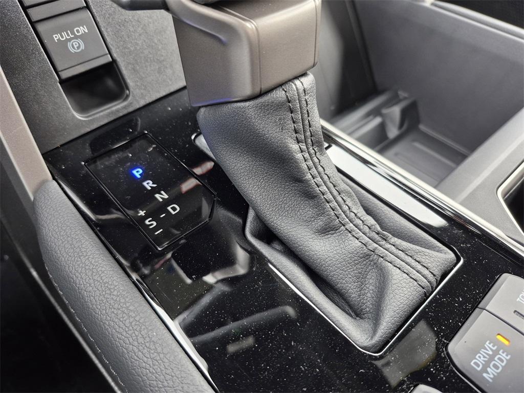 new 2025 Toyota Tundra car