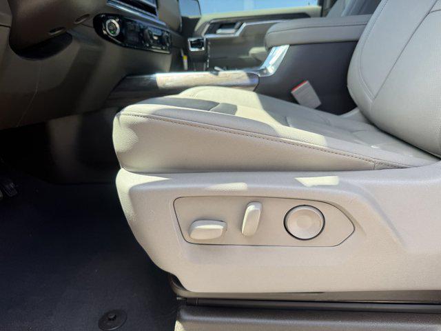 used 2025 Chevrolet Silverado 1500 car, priced at $59,992