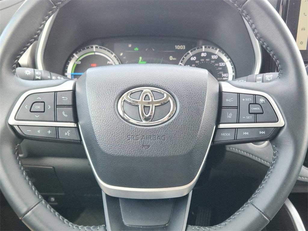 used 2024 Toyota Highlander Hybrid car, priced at $49,492