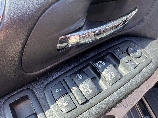 used 2014 Chrysler Town & Country car, priced at $8,991