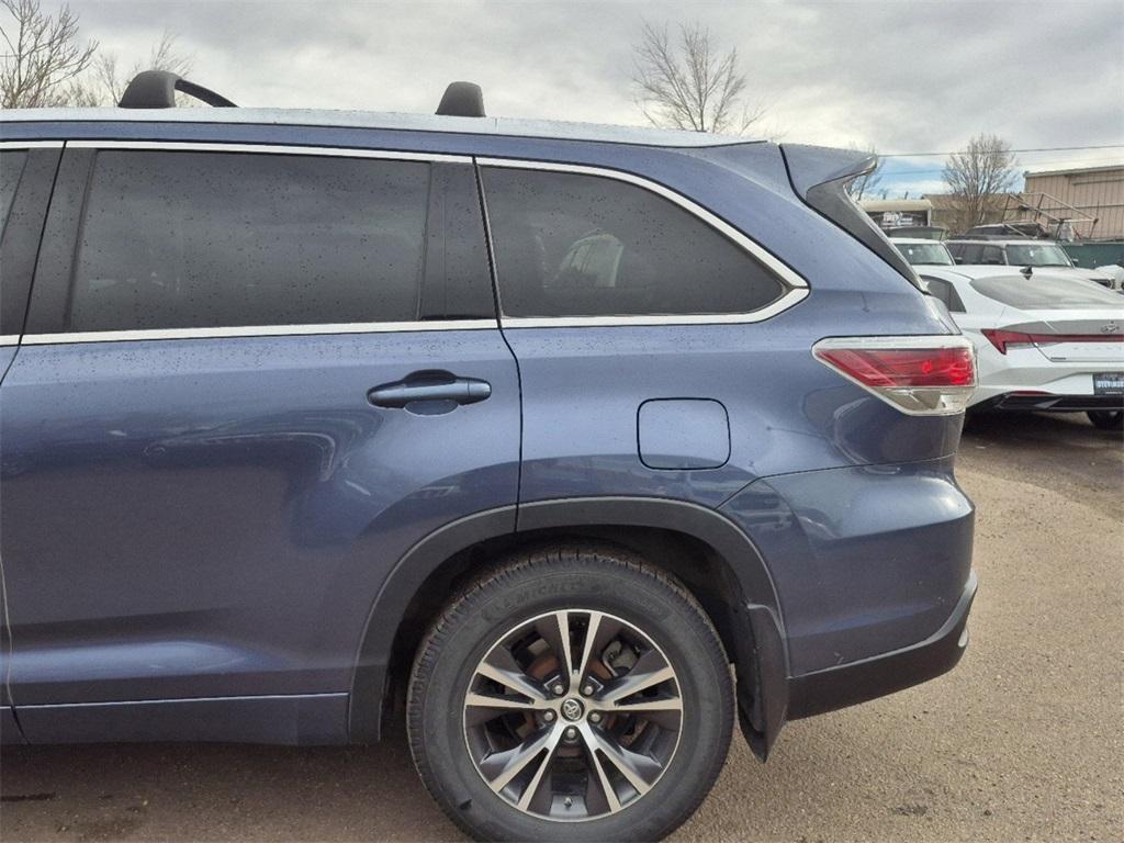 used 2016 Toyota Highlander car, priced at $20,983