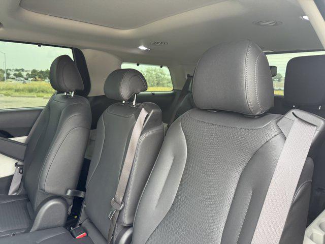used 2024 Kia Carnival car, priced at $42,991