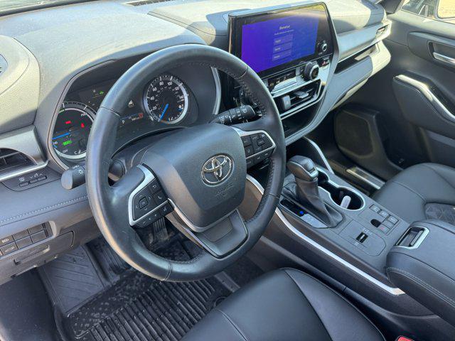 used 2024 Toyota Highlander Hybrid car, priced at $52,991
