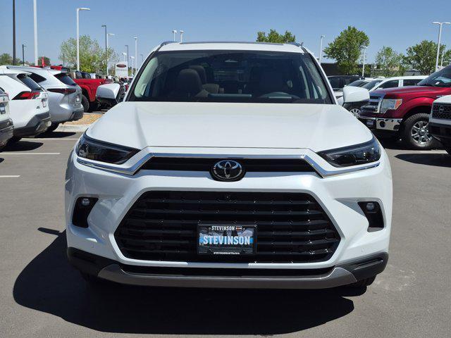 new 2025 Toyota Grand Highlander Hybrid car, priced at $50,633