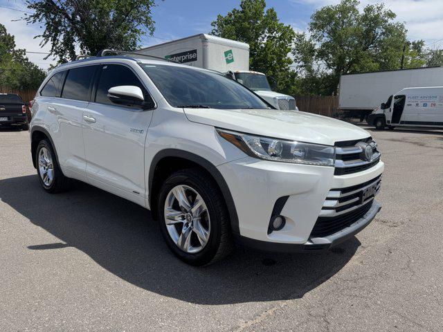 used 2018 Toyota Highlander Hybrid car, priced at $29,381
