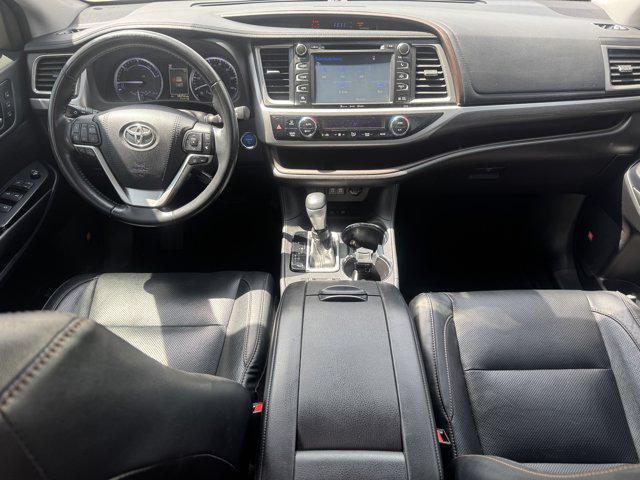 used 2018 Toyota Highlander Hybrid car, priced at $29,381