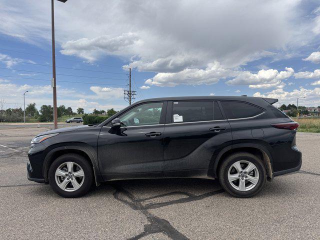 used 2024 Toyota Highlander car, priced at $41,991